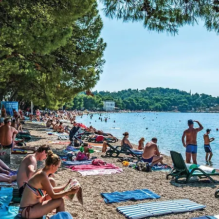 בית נופש Amazing In מאקרסקה